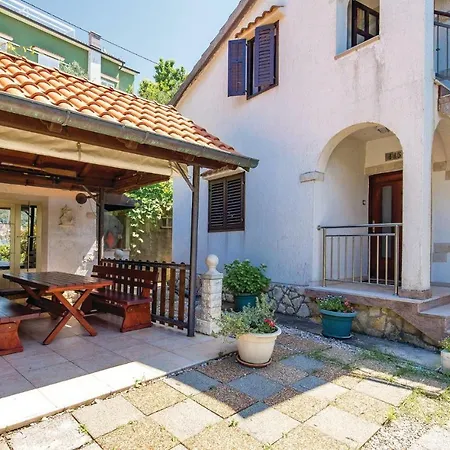 Two-bedroom In *